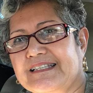 Meet your Posher, Edna nana